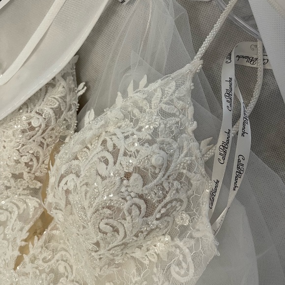 BRAND NEW Calla Blanche wedding gown. - Picture 6 of 10